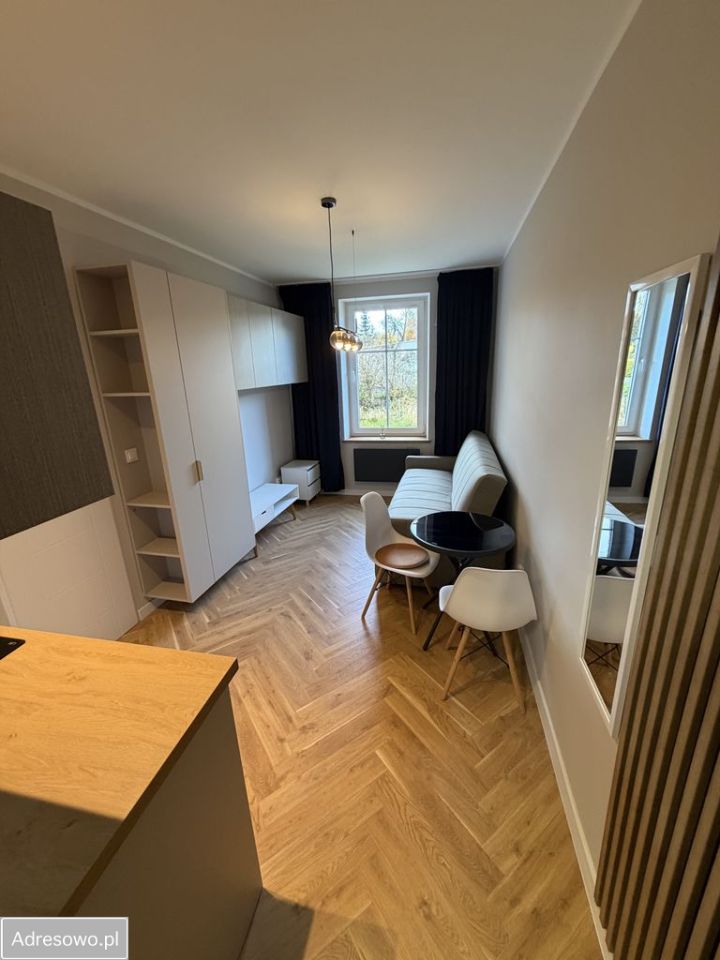 Mieszkanie 1-pokojowe Nowa Ruda Słupiec, ul. Eugeniusza Kwiatkowskiego. Zdjęcie 2