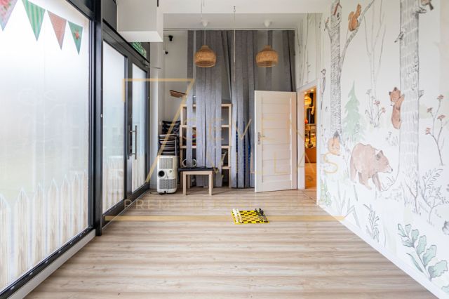 Lokal Warszawa. Zdjęcie 8