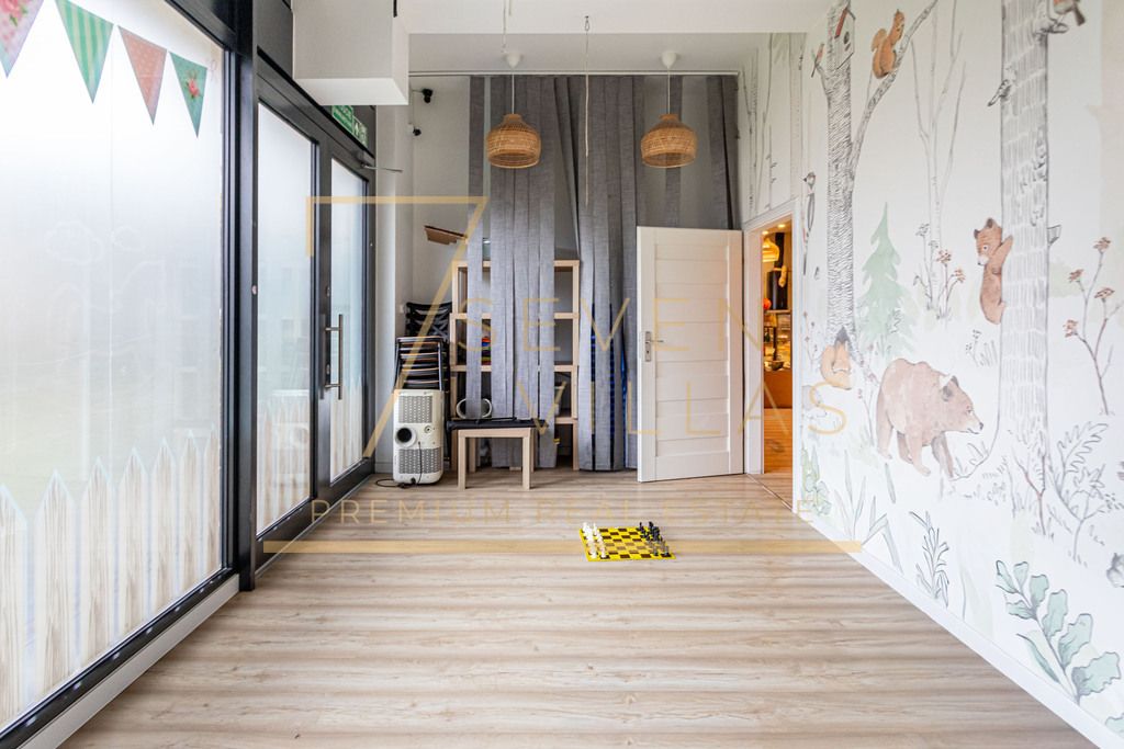 Lokal Warszawa. Zdjęcie 8