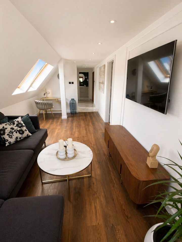 Mieszkanie 3-pokojowe Czarny Bór, ul. Główna. Zdjęcie 1