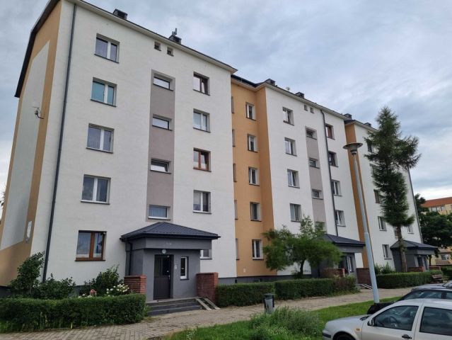 Mieszkanie 3-pokojowe Ostrowiec Świętokrzyski, os. Rosochy. Zdjęcie 1