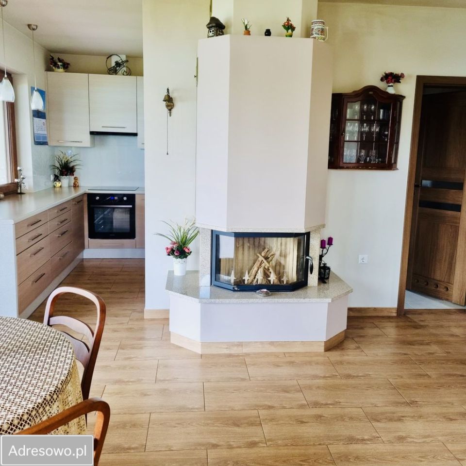 dom wolnostojący, 5 pokoi Biała. Zdjęcie 10