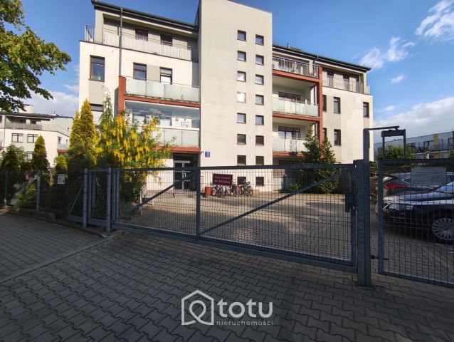 Mieszkanie 1-pokojowe Warszawa Włochy, ul. Szczęsna. Zdjęcie 1