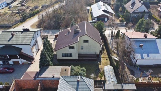 dom wolnostojący, 7 pokoi Sochaczew, ul. Asnyka. Zdjęcie 3