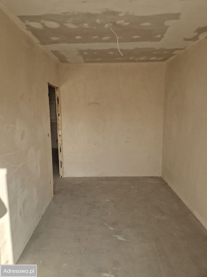 Mieszkanie 3-pokojowe Rudna Mała. Zdjęcie 5