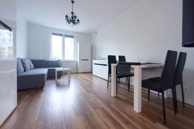 Mieszkanie 2-pokojowe Warszawa Wola, al. Aleja "Solidarności". Zdjęcie 1