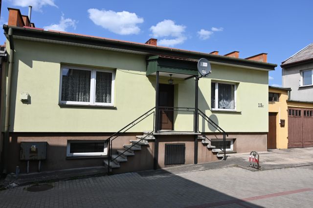 dom wolnostojący, 3 pokoje Sierpc, ul. Płocka. Zdjęcie 1