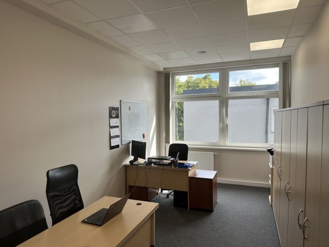 Biuro Wrocław Kowale, ul. Kwidzyńska. Zdjęcie 1