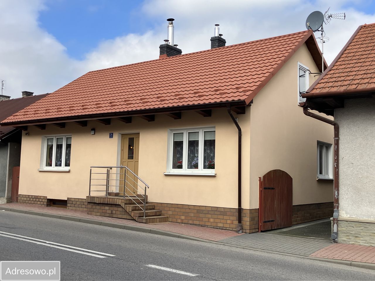 dom wolnostojący, 3 pokoje Lipnica Murowana. Zdjęcie 1