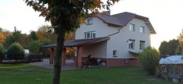 dom wolnostojący, 5 pokoi Bratoszewice. Zdjęcie 2