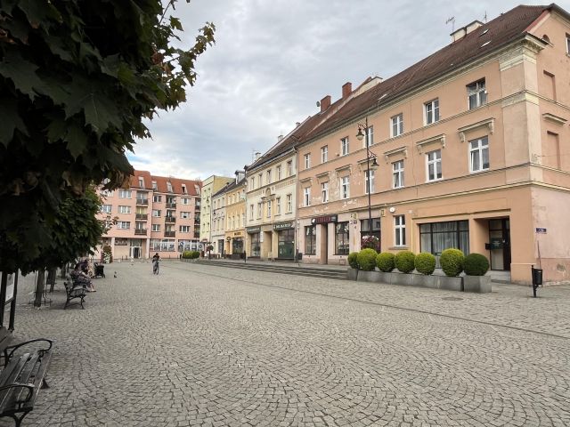 Mieszkanie 3-pokojowe Oleśnica Centrum, rynek Rynek. Zdjęcie 1