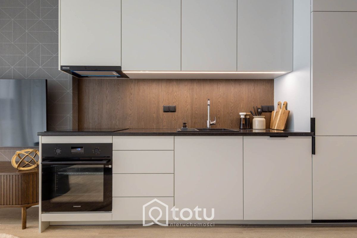 Mieszkanie 2-pokojowe Warszawa Wola, ul. Prosta. Zdjęcie 3