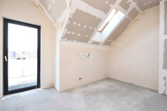 bliźniak, 5 pokoi Modlniczka. Zdjęcie 14