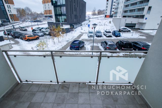 Mieszkanie 3-pokojowe Rzeszów, ul. Czudecka. Zdjęcie 4