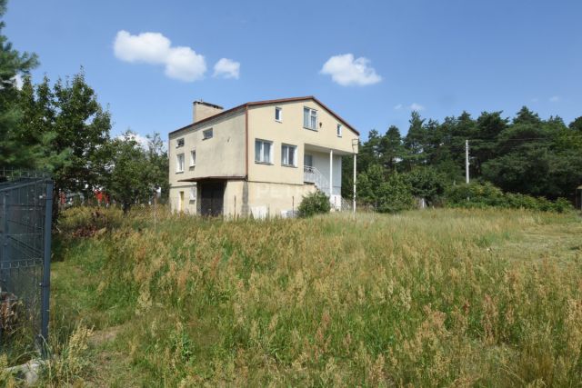 dom wolnostojący, 4 pokoje Bieganów, ul. Okrężna. Zdjęcie 1