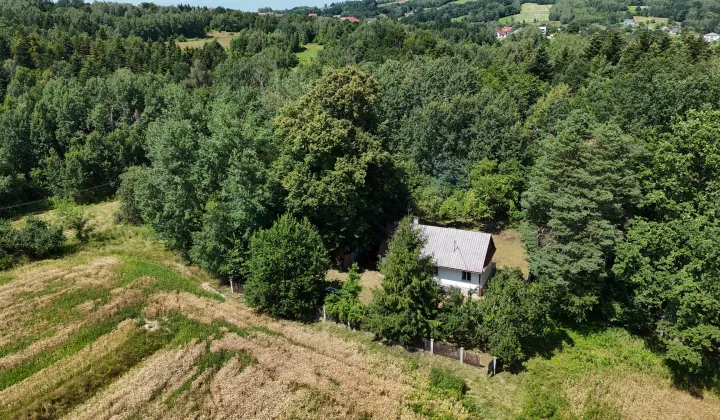 dom wolnostojący, 2 pokoje Poręba Spytkowska, ul. Bursztynowa