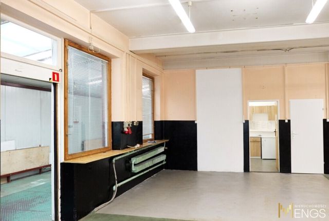 Hala/magazyn Józefów. Zdjęcie 5