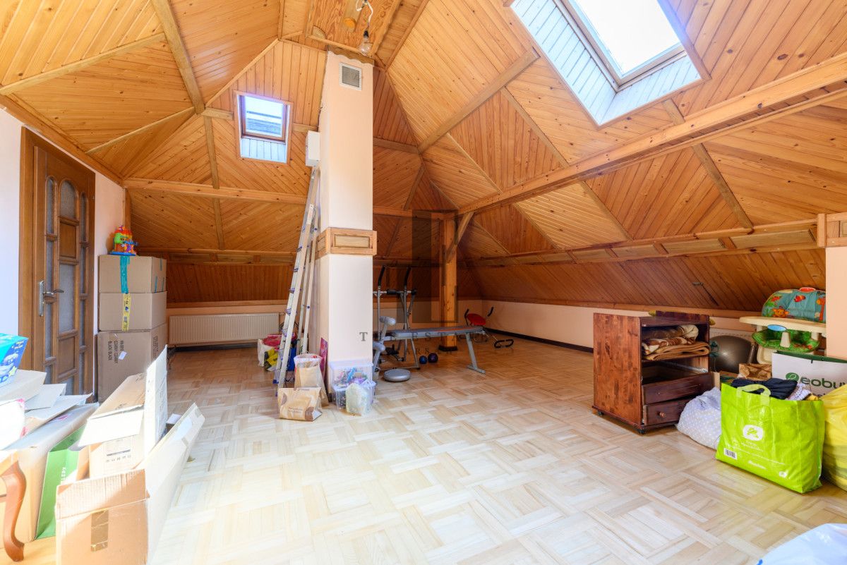 dom wolnostojący, 9 pokoi Podkowa Leśna. Zdjęcie 14