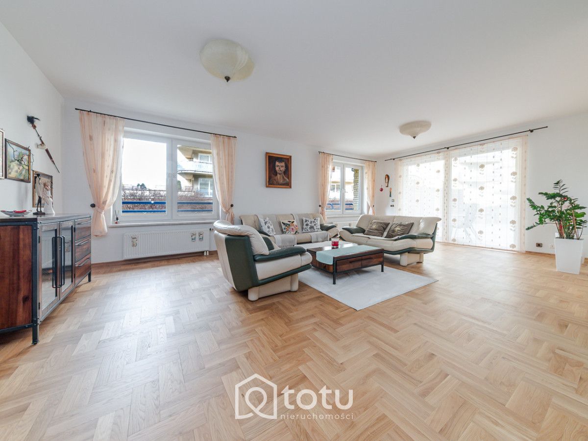 Mieszkanie 4-pokojowe Warszawa Ochota, ul. Pandy. Zdjęcie 1