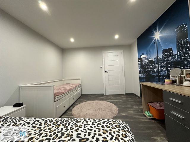 Mieszkanie 3-pokojowe Chęciny. Zdjęcie 3