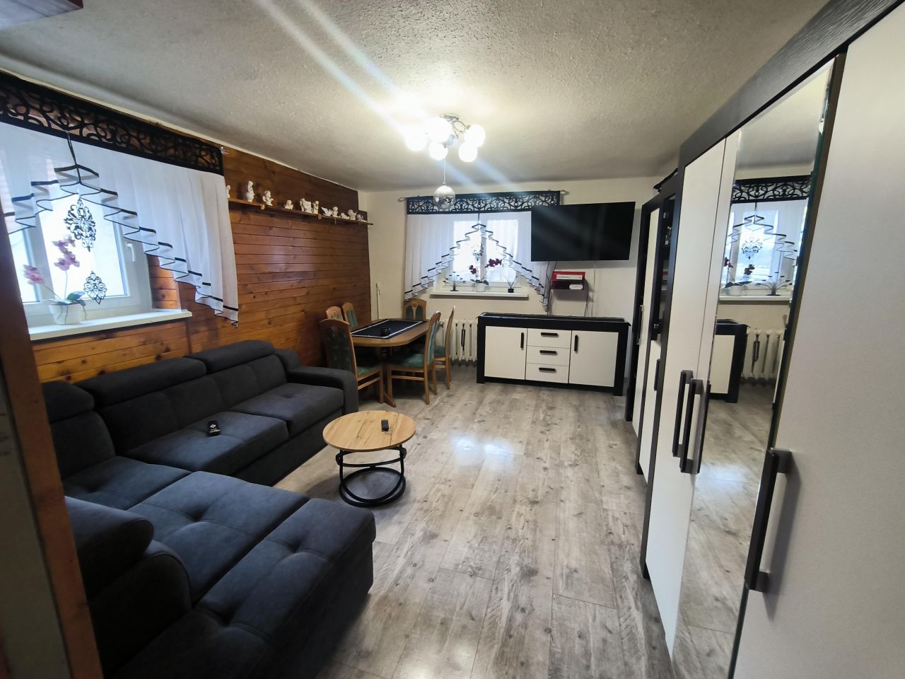 Mieszkanie 3-pokojowe Bytom Karb, Konstytucji. Zdjęcie 9