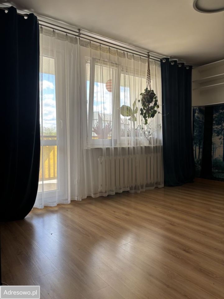 Mieszkanie 3-pokojowe Tychy Centrum, ul. Mikołaja Kopernika. Zdjęcie 1