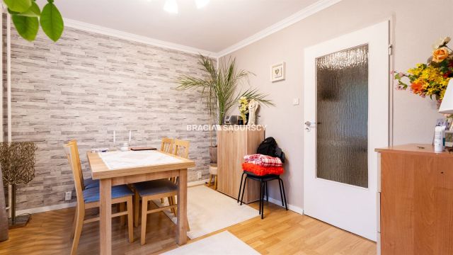 Mieszkanie 5-pokojowe Kraków Podgórze Duchackie, ul. por. Halszki. Zdjęcie 12