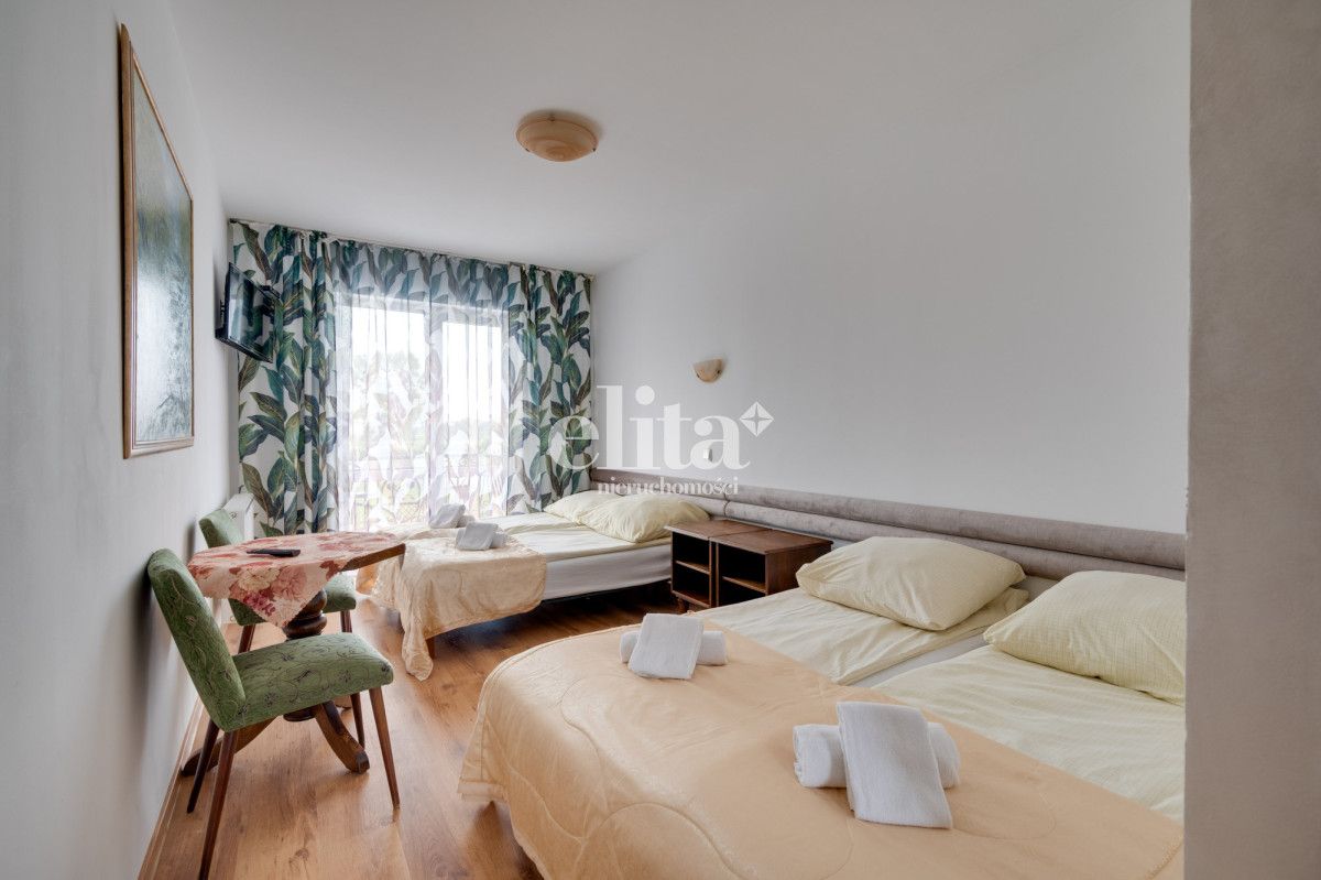 Hotel/pensjonat Łeba, ul. Sienkiewicza. Zdjęcie 2