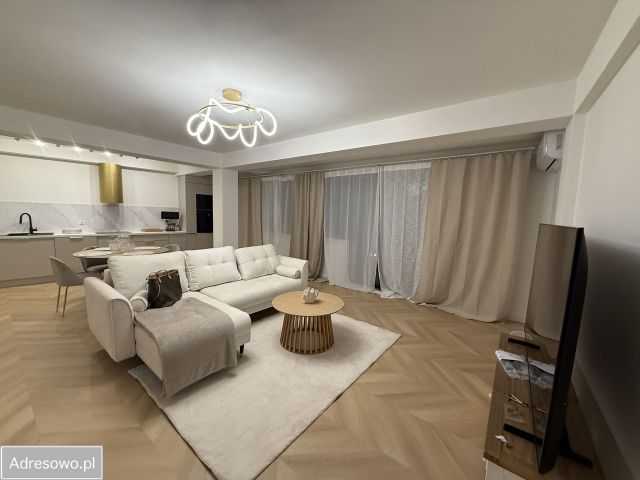 Mieszkanie 4-pokojowe Legnica, al. Rzeczypospolitej. Zdjęcie 1