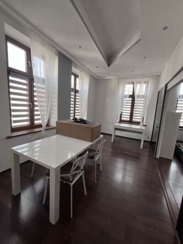 Mieszkanie 3-pokojowe Bielawa. Zdjęcie 1