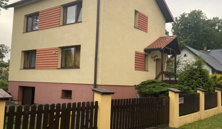 dom wolnostojący, 5 pokoi Milówka