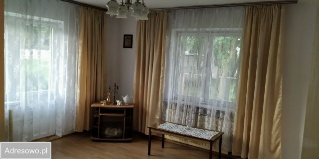 dom wolnostojący, 6 pokoi Łaszczów, ul. Mickiewicza. Zdjęcie 1