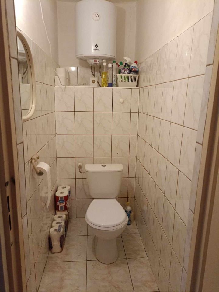 Mieszkanie 3-pokojowe Cerkwica. Zdjęcie 4