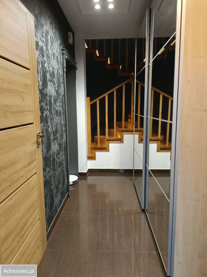 dom wolnostojący, 4 pokoje Tarnowskie Góry. Zdjęcie 4