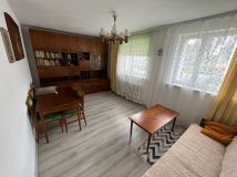 Mieszkanie 2-pokojowe Dzierżoniów, os. Kolorowe. Zdjęcie 2