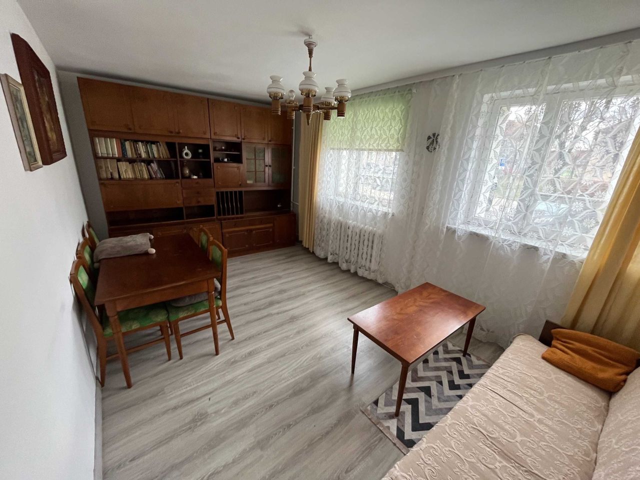 Mieszkanie 2-pokojowe Dzierżoniów, os. Kolorowe. Zdjęcie 3