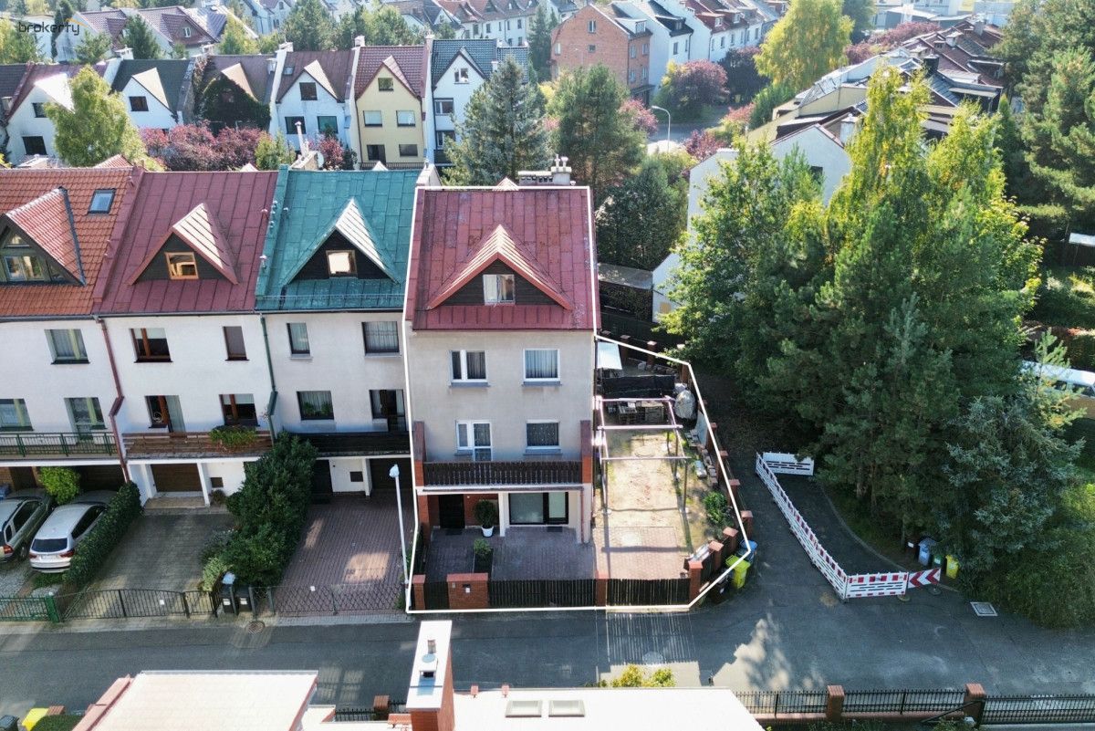 dom szeregowy, 8 pokoi Wrocław Strachocin, ul. Świętochłowicka. Zdjęcie 10
