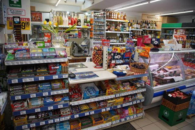 Lokal Warszawa Ursynów, ul. Bronisława Pietraszewicza "Lota". Zdjęcie 1