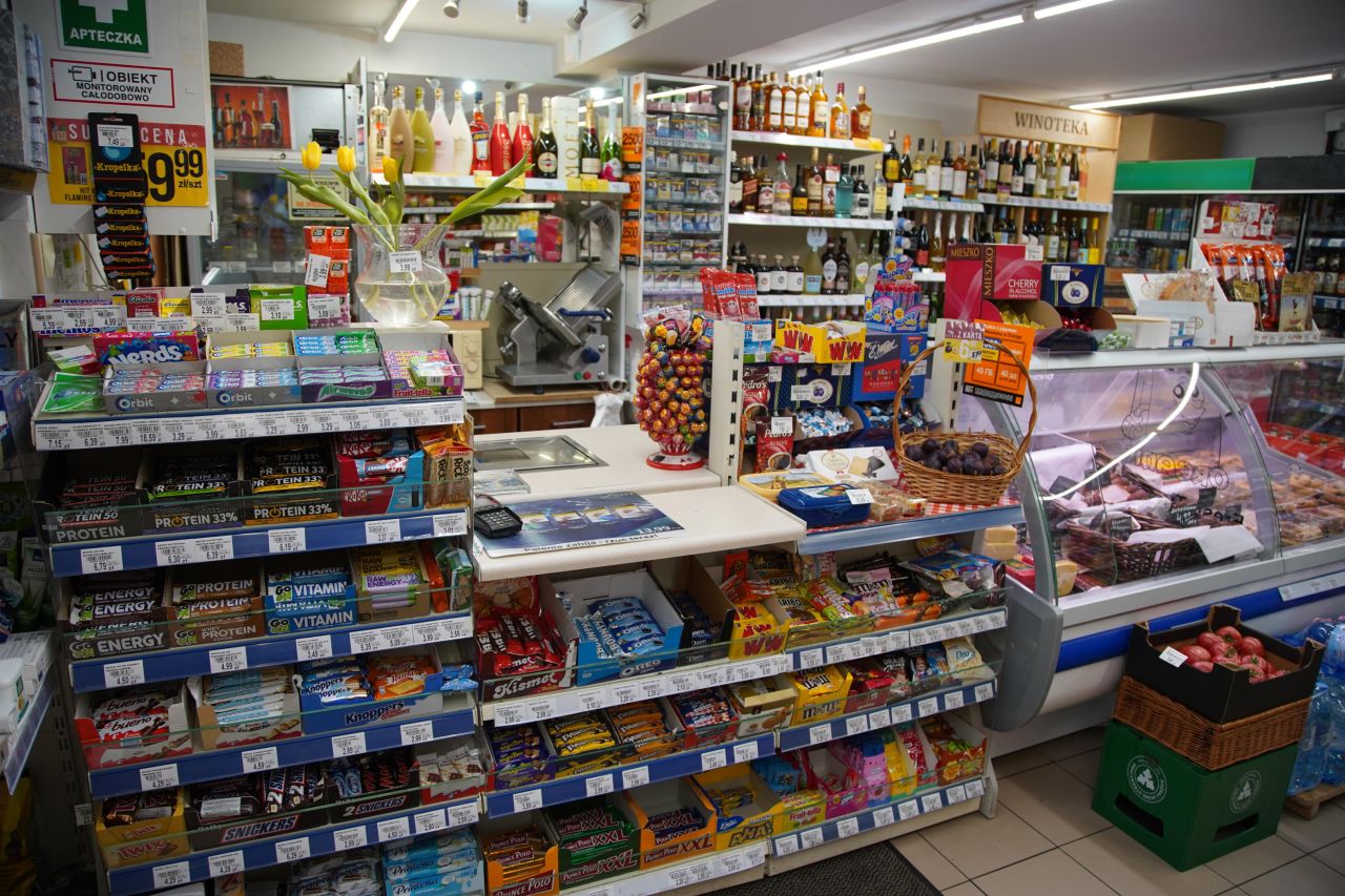 Lokal Warszawa Ursynów, ul. Bronisława Pietraszewicza "Lota"