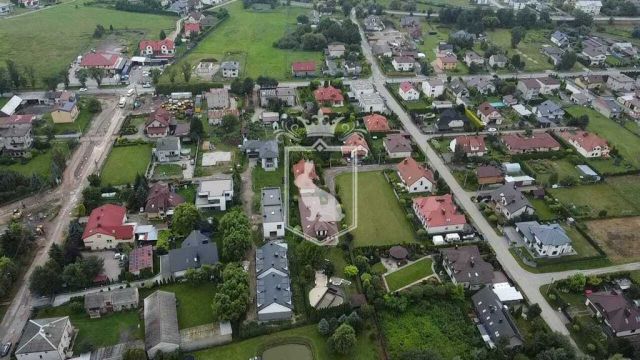 dom szeregowy, 4 pokoje Radzymin, ul. Leśna. Zdjęcie 18