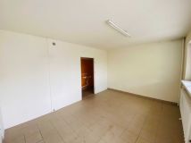 Mieszkanie 1-pokojowe Starachowice. Zdjęcie 1