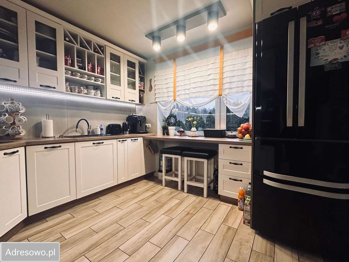 dom wolnostojący, 4 pokoje Bielsko. Zdjęcie 19