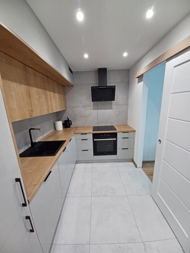 Mieszkanie 2-pokojowe Katowice Śródmieście, al. Wojciecha Korfantego. Zdjęcie 3