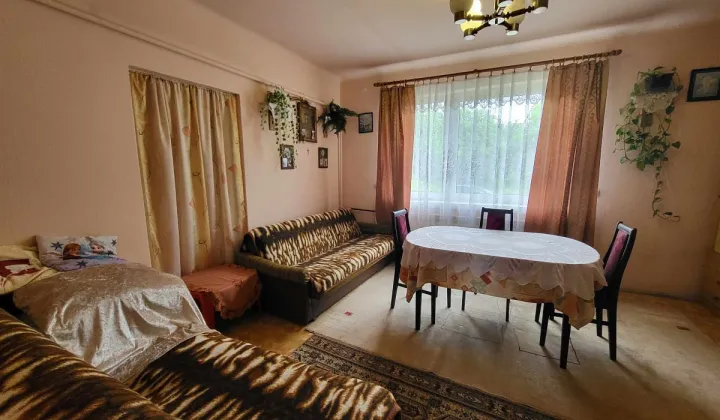 dom wolnostojący, 4 pokoje Karolinów