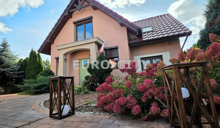 dom wolnostojący, 6 pokoi Siedlec