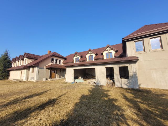 Nieruchomość komercyjna Świętajno. Zdjęcie 1