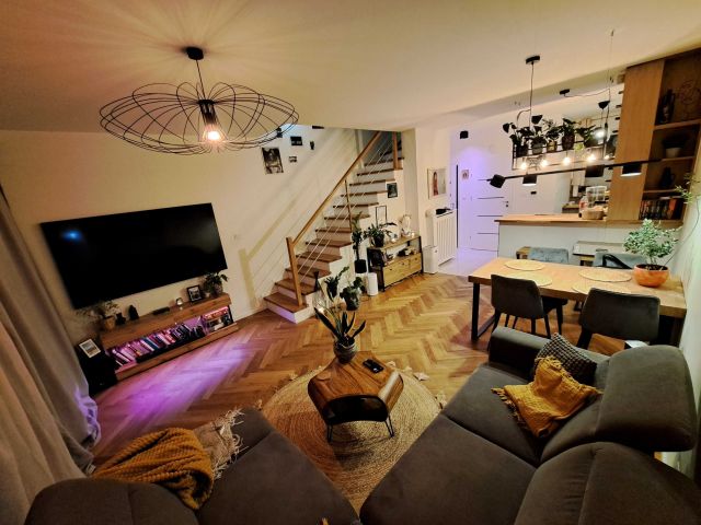 Mieszkanie 4-pokojowe Zgorzała. Zdjęcie 1