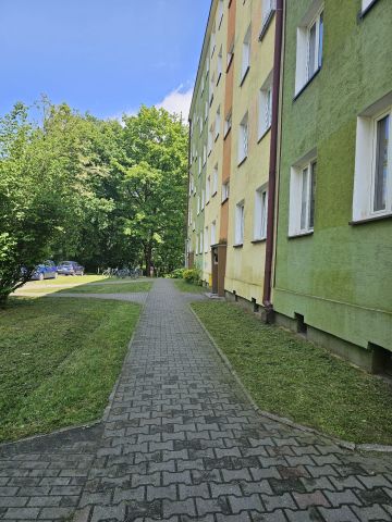 Mieszkanie 3-pokojowe Kędzierzyn-Koźle, ul. 9 Maja. Zdjęcie 2