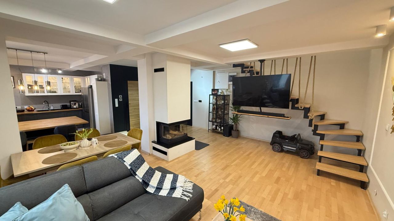 Mieszkanie 4-pokojowe Bielawa, ul. Stefana Żeromskiego. Zdjęcie 3