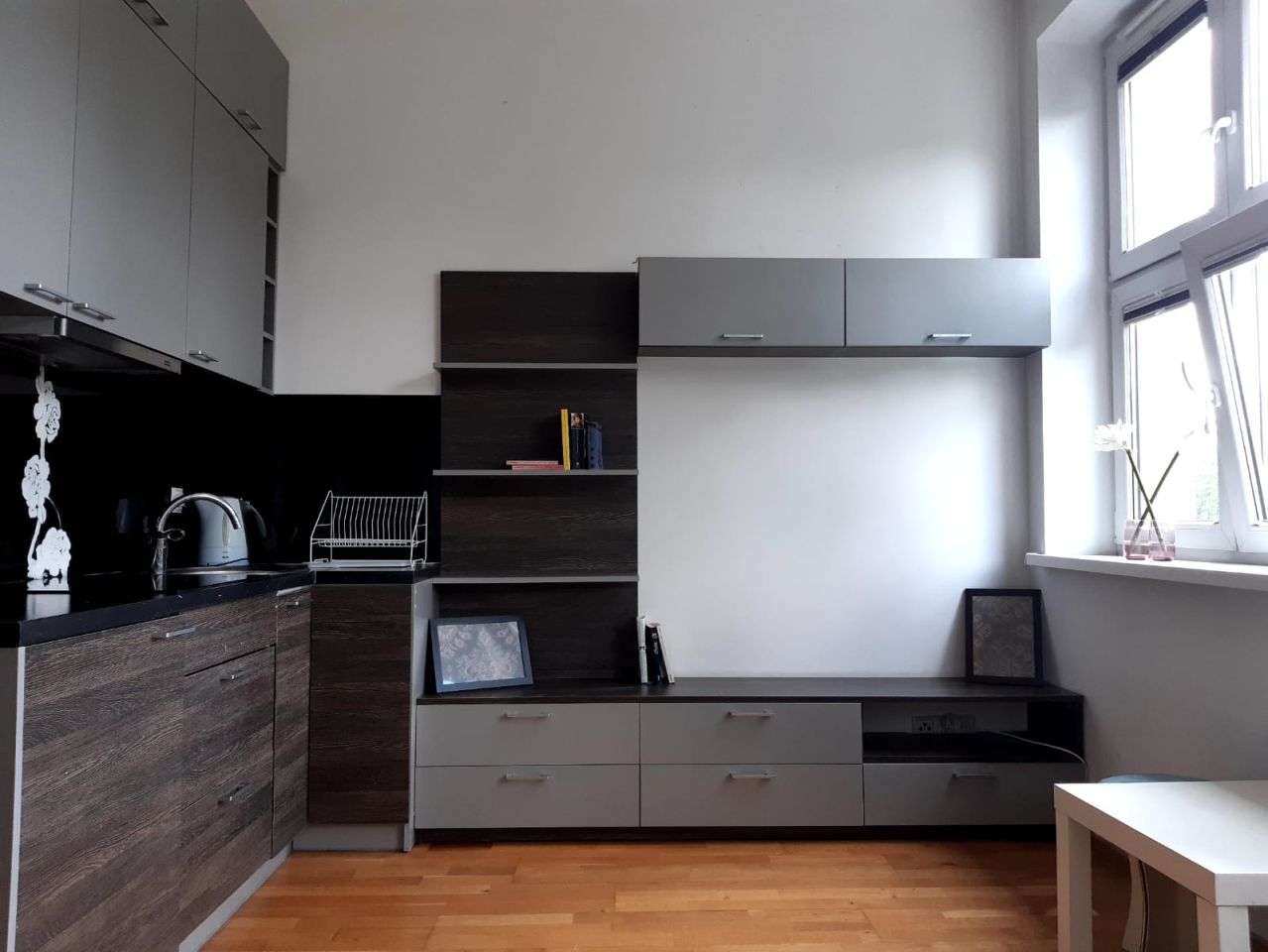 Mieszkanie 1-pokojowe Kraków Piasek, al. Adama Mickiewicza. Zdjęcie 4